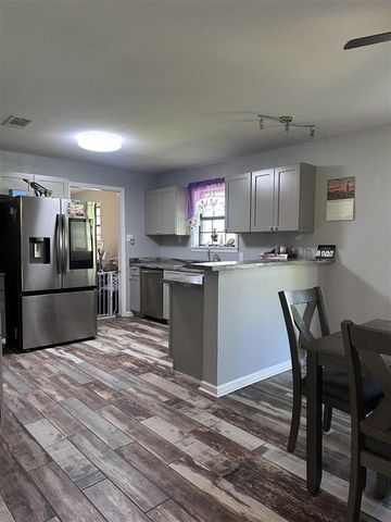 972 Tara Avenue, Lake Charles, LA 70611