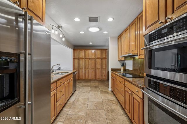 9506 W CEDAR HILL Circle N, Sun City, AZ 85351