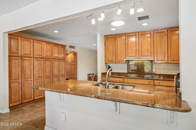 9506 W CEDAR HILL Circle N, Sun City, AZ 85351