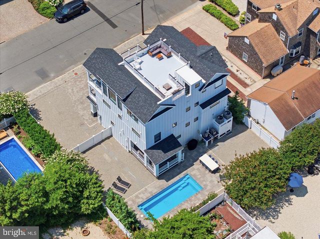 115 9TH ST, Beach Haven, NJ 08008