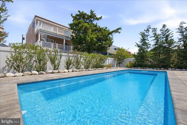 115 9TH ST, Beach Haven, NJ 08008