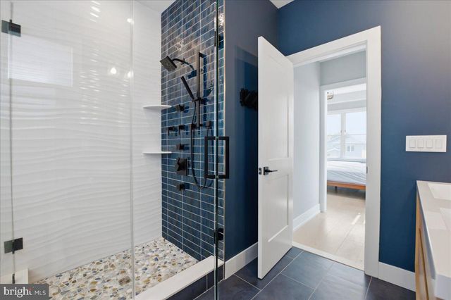 115 9TH ST, Beach Haven, NJ 08008