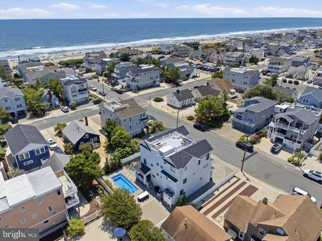 115 9TH ST, Beach Haven, NJ 08008