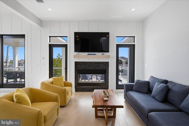 115 9TH ST, Beach Haven, NJ 08008