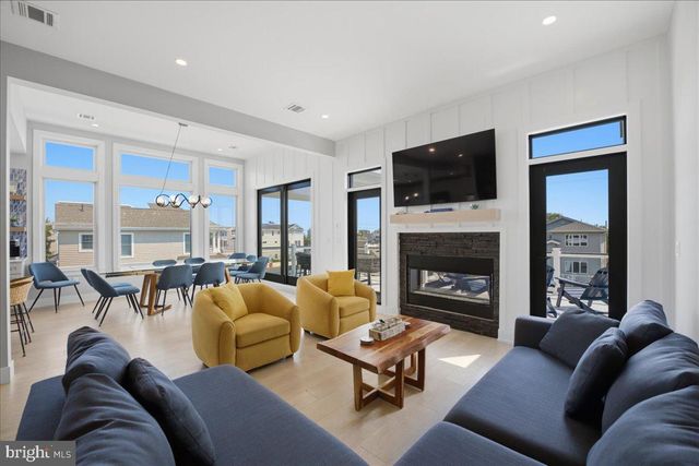 115 9TH ST, Beach Haven, NJ 08008