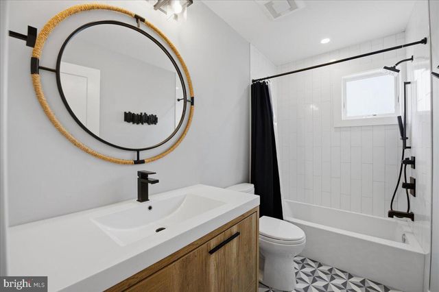 115 9TH ST, Beach Haven, NJ 08008