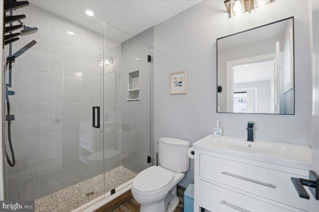 115 9TH ST, Beach Haven, NJ 08008