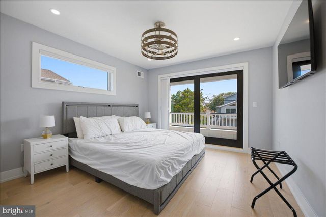 115 9TH ST, Beach Haven, NJ 08008
