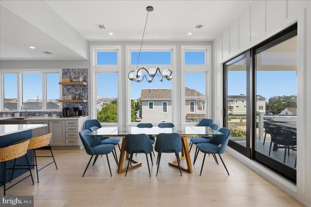 115 9TH ST, Beach Haven, NJ 08008