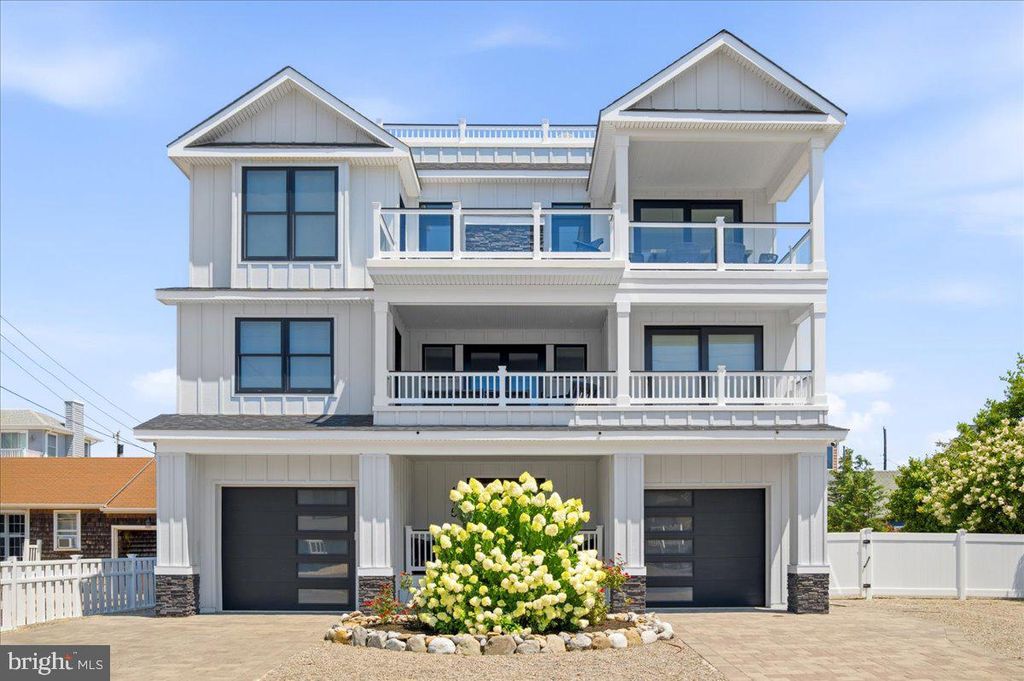 115 9TH ST, Beach Haven, NJ 08008