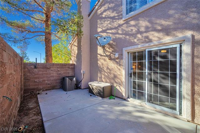 10142 Tree Creek Court, Las Vegas, NV 89183