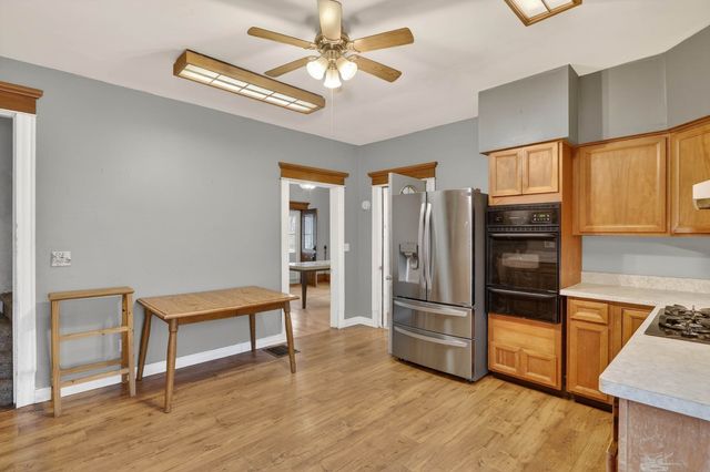 1210 Fairview Avenue, Rockford, IL 61101
