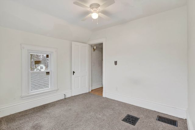 1210 Fairview Avenue, Rockford, IL 61101