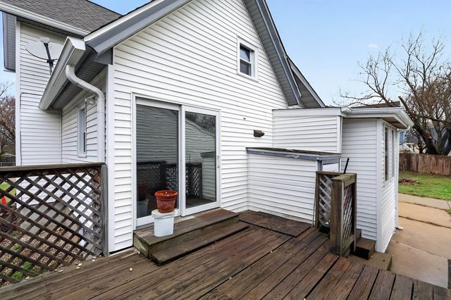 1210 Fairview Avenue, Rockford, IL 61101