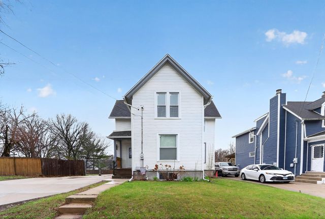1210 Fairview Avenue, Rockford, IL 61101
