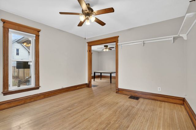 1210 Fairview Avenue, Rockford, IL 61101