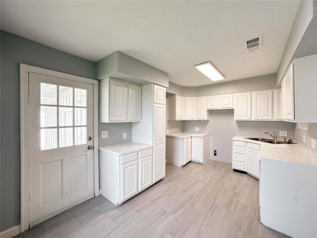 18021 Dace Lane, Alvin, TX 77511