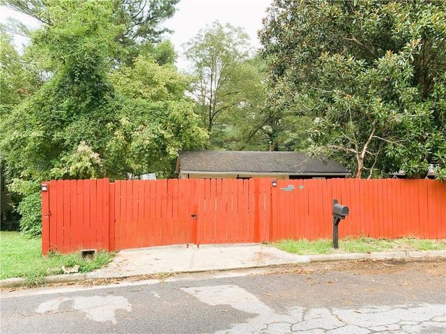 1551 Ferno Drive NW, Atlanta, GA 30318