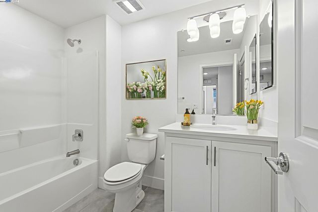 498 Trace Lane, Hayward, CA 94544