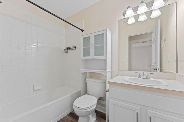 8421 EDGEWATER PLACE BOULEVARD, Tampa, FL 33615