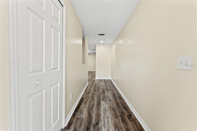 8421 EDGEWATER PLACE BOULEVARD, Tampa, FL 33615