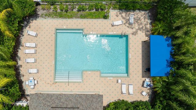 8421 EDGEWATER PLACE BOULEVARD, Tampa, FL 33615