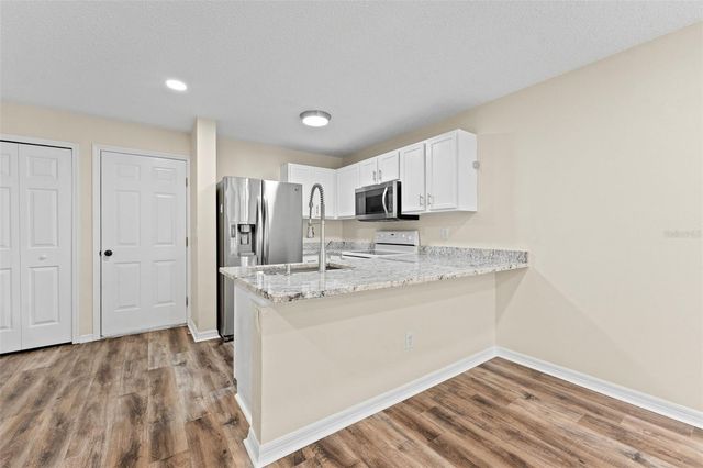 8421 EDGEWATER PLACE BOULEVARD, Tampa, FL 33615