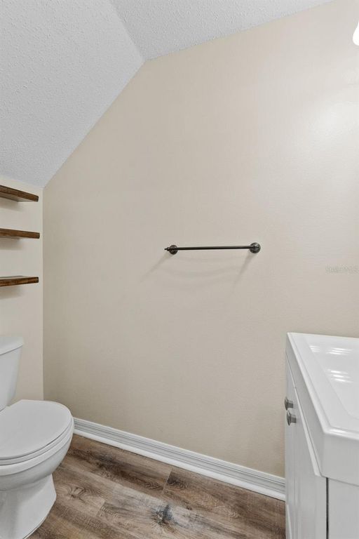 Image 22 of property listing at 8421 EDGEWATER PLACE BOULEVARD, Tampa, FL 33615