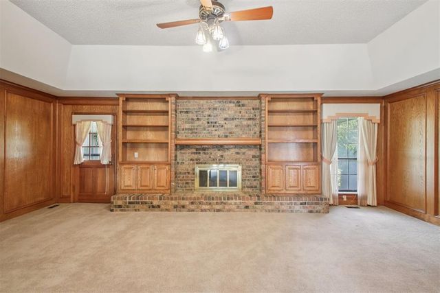 1401 Harding Avenue, Edmond, OK 73013