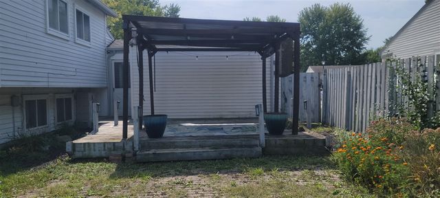 5465 New Meadow Drive, Ypsilanti, MI 48197