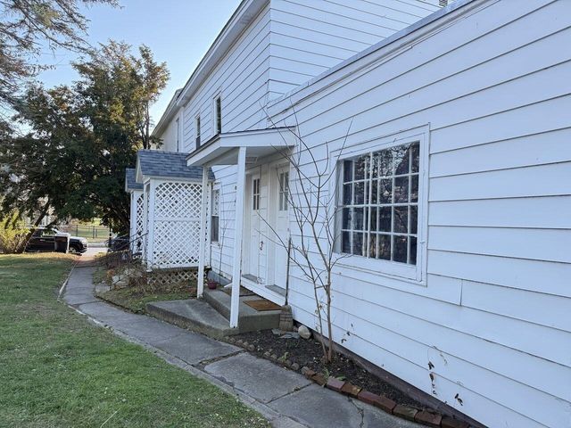 230 North Street, Burlington, VT 05401