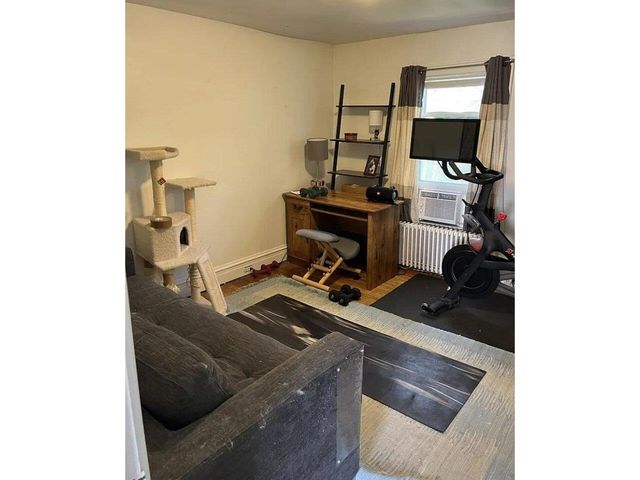 230 North Street, Burlington, VT 05401