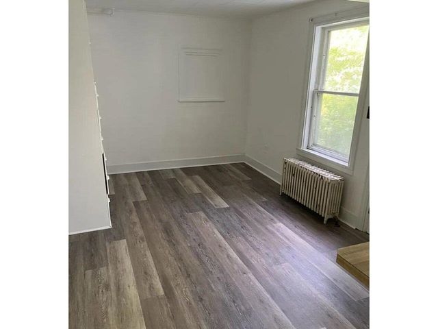 230 North Street, Burlington, VT 05401