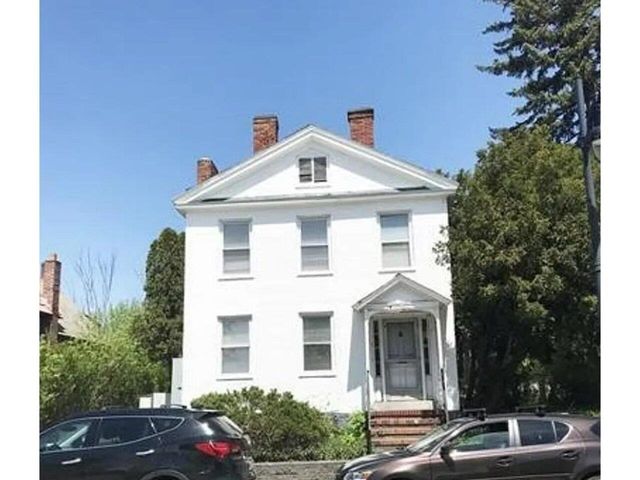 230 North Street, Burlington, VT 05401