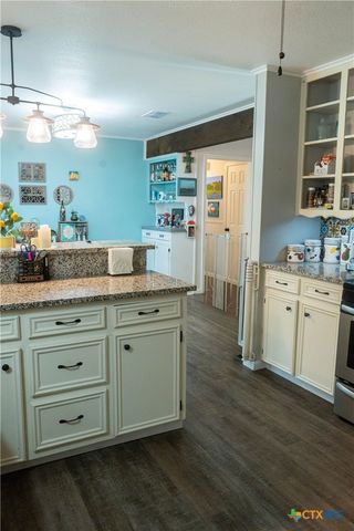 309 Hessler Drive, Hallettsville, TX 77964