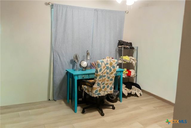 309 Hessler Drive, Hallettsville, TX 77964