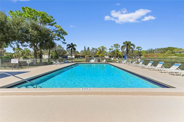 6414 Chasewood Drive H, Jupiter, FL 33458