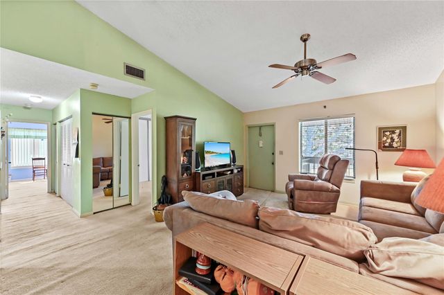 6414 Chasewood Drive H, Jupiter, FL 33458