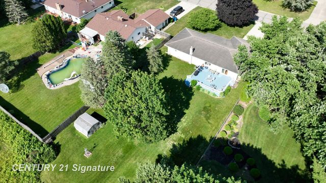 2399 Plainview Drive, Flushing, MI 48433