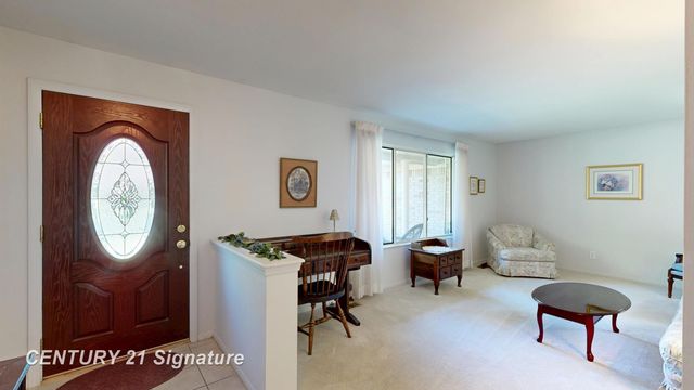 2399 Plainview Drive, Flushing, MI 48433