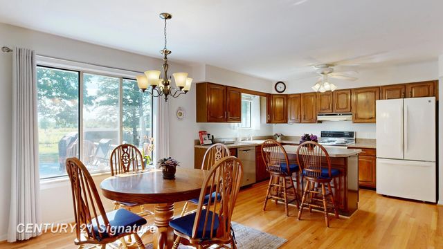2399 Plainview Drive, Flushing, MI 48433