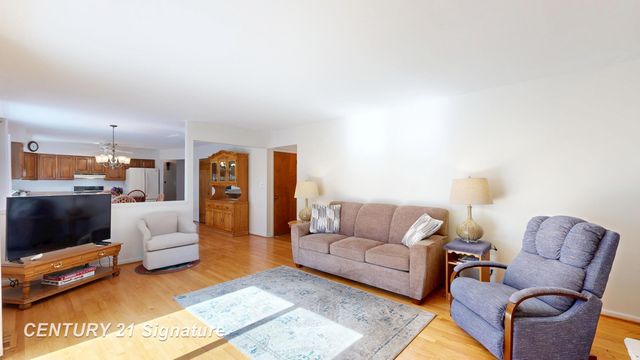 2399 Plainview Drive, Flushing, MI 48433