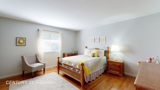 2399 Plainview Drive, Flushing, MI 48433