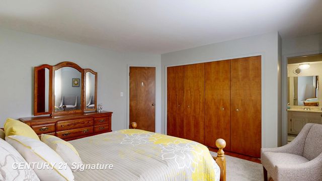 2399 Plainview Drive, Flushing, MI 48433