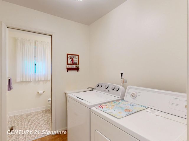2399 Plainview Drive, Flushing, MI 48433
