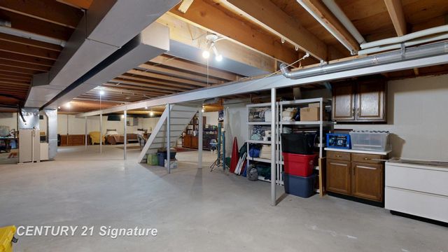 2399 Plainview Drive, Flushing, MI 48433