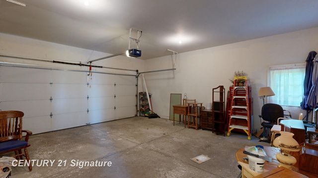 2399 Plainview Drive, Flushing, MI 48433