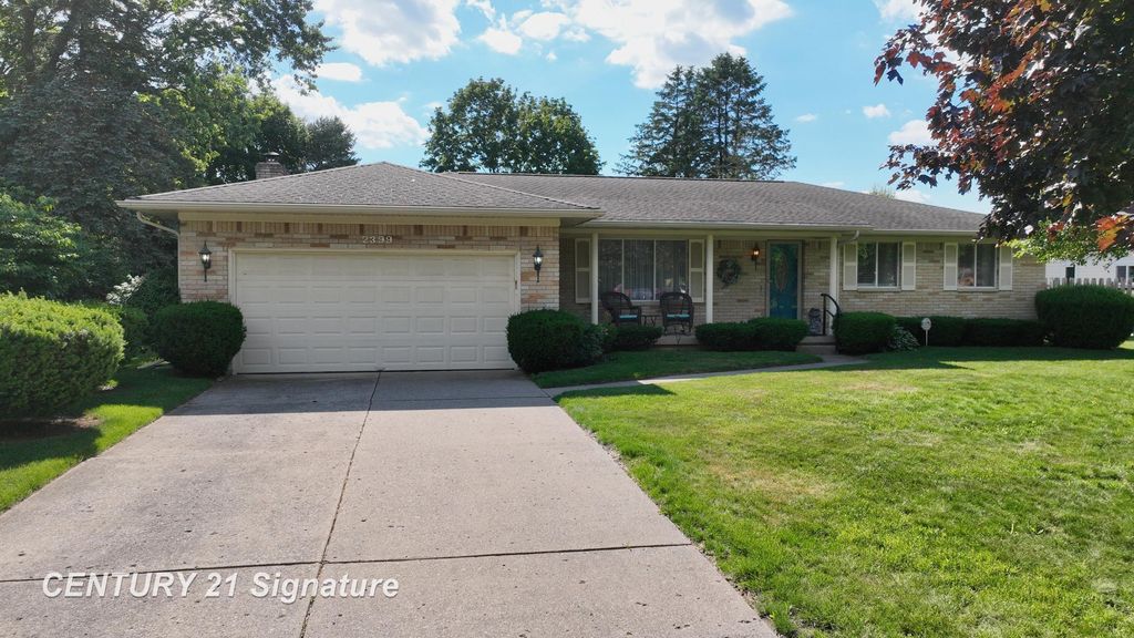 2399 Plainview Drive, Flushing, MI 48433