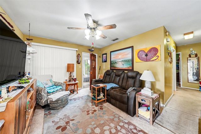 8605 TUPELO DRIVE, Tampa, FL 33637