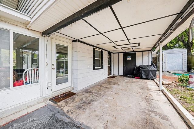 8605 TUPELO DRIVE, Tampa, FL 33637